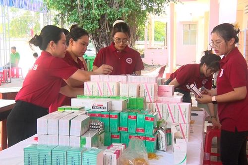 Chương trình 'Dân vận khéo - kết nối biên cương' đến với xã biên giới Lạc Quới