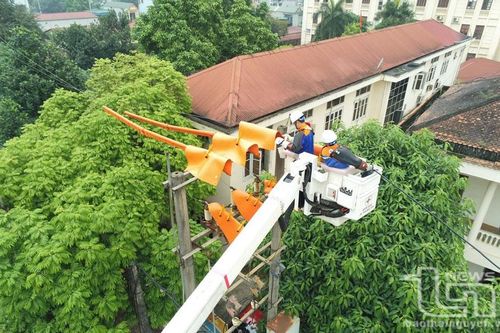 Áp dụng công nghệ để nâng cao chất lượng cung ứng điện