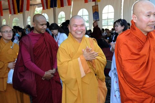 Phật tử trên thế giới đều thuộc một đại gia đình