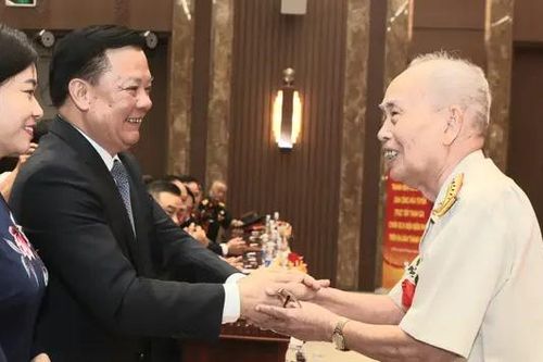 Hà Nội gặp mặt, tri ân chiến sĩ Điện Biên