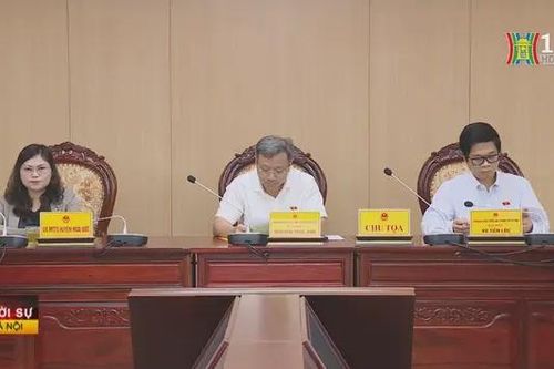 Cử tri huyện Hoài Đức kiến nghị quan tâm đến giáo dục
