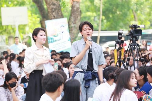 Cơ hội việc làm rộng mở khi chọn học khối ngành sức khỏe