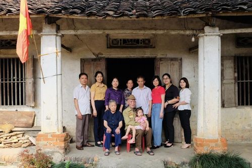 Chiến sỹ Điện Biên - ngời sáng những chiến công