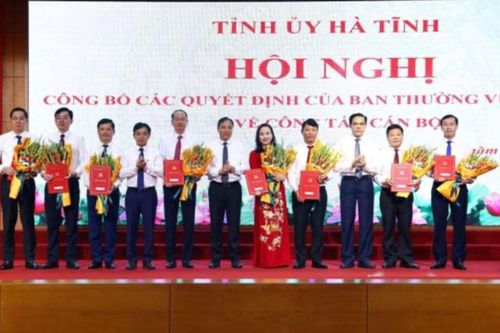 Giám đốc Sở GD&ĐT Hà Tĩnh luân chuyển làm Bí thư Huyện ủy Can Lộc