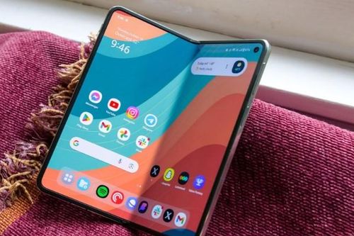 Smartphone sẽ 'soán ngôi' máy đọc sách điện tử?