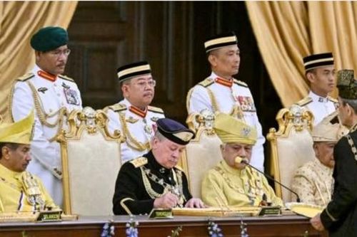 Quốc vương Malaysia thăm Singapore