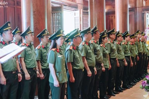 Gặp mặt truyền thống Lực lượng An ninh chính trị nội bộ tại Nghệ An