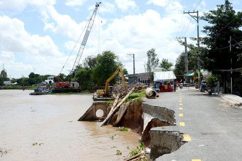 An Giang: 56 đoạn bờ sông cảnh báo sạt lở