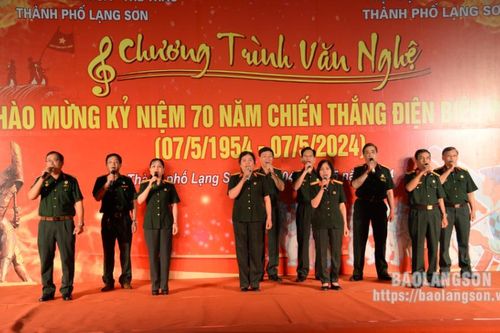 Đặc sắc chương trình văn nghệ chào mừng kỷ niệm 70 năm Chiến thắng Điện Biên Phủ