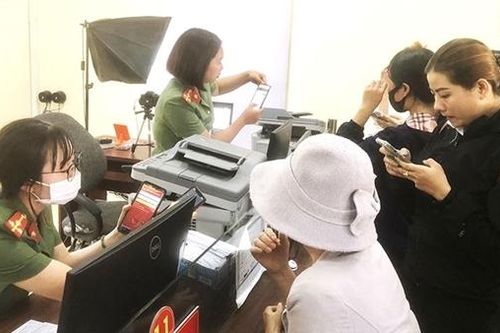 Đảm bảo duy trì tiếp nhận 100% hồ sơ trực tuyến