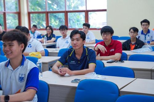 405 sinh viên tham gia Olympic Cơ học toàn quốc năm 2024 khu vực phía Nam