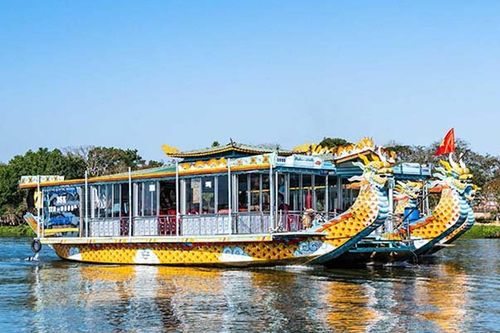 Huế yêu cầu lắp camera giám sát các thuyền biểu diễn trên sông Hương