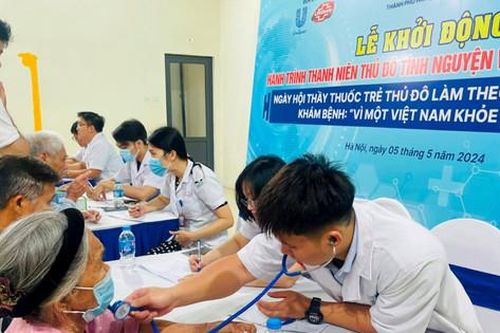 Khởi động hành trình thanh niên Thủ đô tình nguyện vì sức khỏe cộng đồng