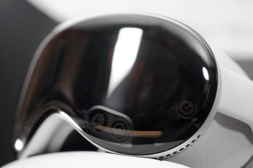 Tin mừng với Apple về doanh số Vision Pro