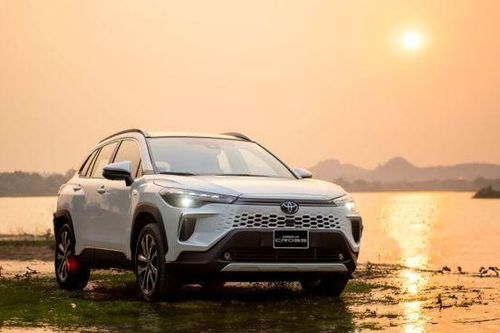 Toyota Việt Nam giới thiệu Corolla Cross phiên bản nâng cấp, giá từ 820 triệu đồng