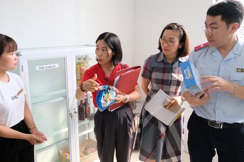 Hà Nội: cần khắc phục hạn chế trong lấy mẫu kiểm nghiệm thực phẩm