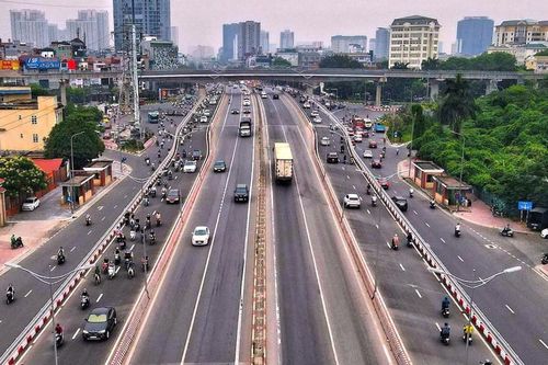 Chính thức khai thác 2 cầu vượt thép tại nút giao Mai Dịch ở Hà Nội