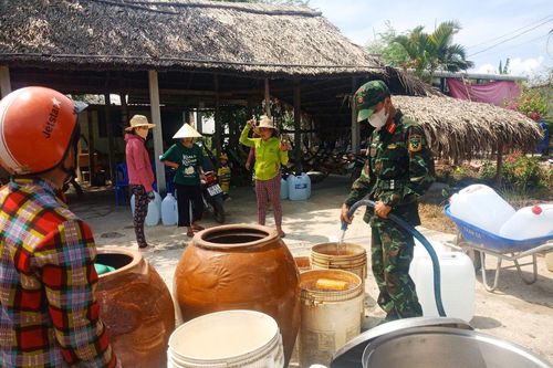 Hơn 1000 hộ dân ở Kiên Giang được hỗ trợ nước sinh hoạt