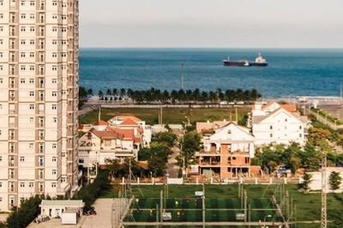 Cổ phiếu Bất Động Sản Điện Lực Miền Trung (LEC) bị đưa vào diện kiểm soát