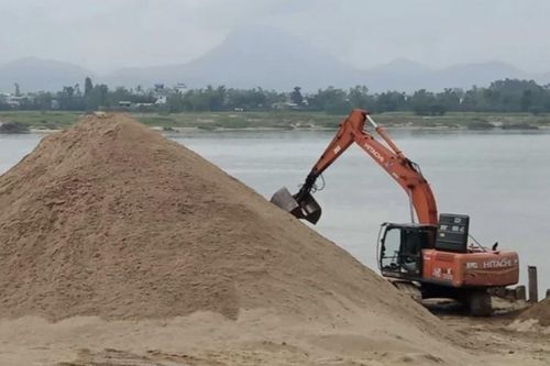 Các đơn vị trúng đấu giá 3 mỏ cát ở Hà Nội không đủ điều kiện cấp phép quyền khai thác khoáng sản