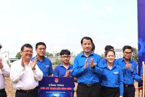 Xem Tháng công nhân là tháng cao điểm như Tháng Thanh niên