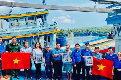 Ra quân chiến dịch thanh niên tình nguyện hè ở thị xã Hoài Nhơn