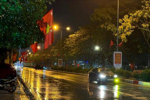 Điện Biên đón 'mưa vàng'