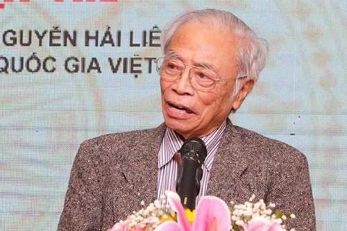 Cây đại thụ trong rừng văn hóa dân gian ngã xuống