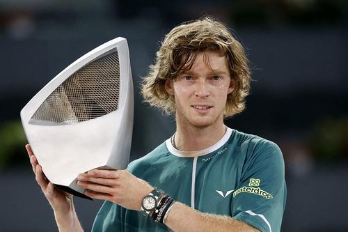 Andrey Rublev lần đầu vô địch Madrid Open