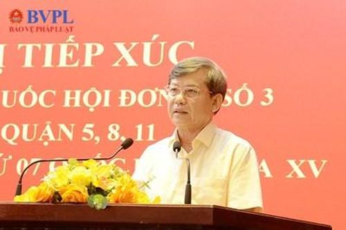 Viện trưởng VKSND tối cao Lê Minh Trí tiếp xúc cử tri tại TP Hồ Chí Minh