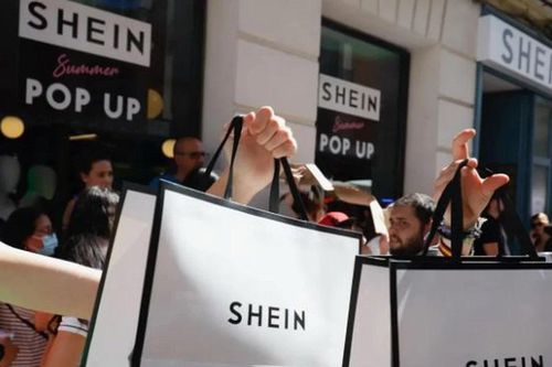 Shein có khả năng 'soán ngôi' thương hiệu thời trang Zara trong tương lai gần