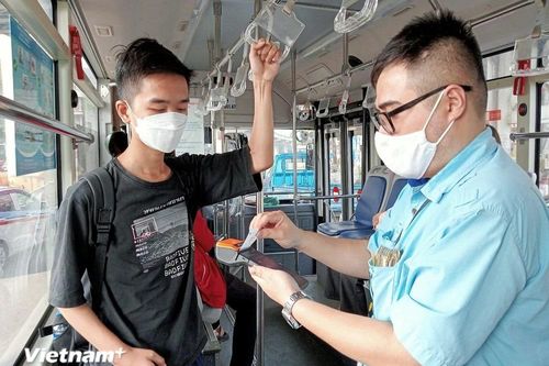 Hà Nội: Có 38 tuyến xe buýt đã thí điểm hệ thống vé điện tử