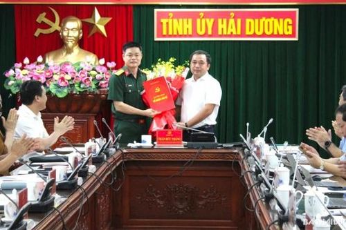 Triển khai công tác cán bộ tại tỉnh Hải Dương, Đắk Lắk