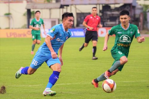 Thua Phù Đổng Ninh Bình, SHB Đà Nẵng vẫn dẫn đầu bảng xếp hạng