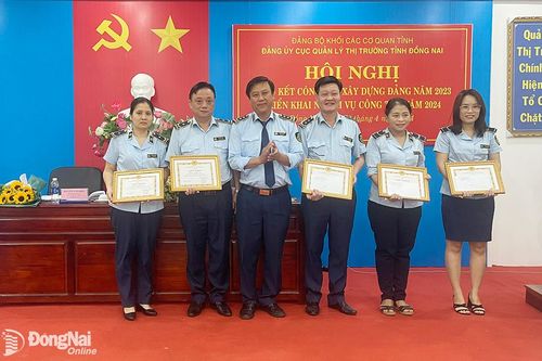 Đảng bộ Cục Quản lý thị trường tỉnh: Nêu cao tinh thần đoàn kết, vì sự phát triển chung