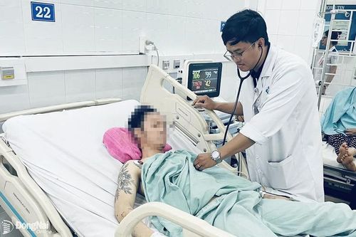 Triển khai kỹ thuật cao cứu chữa bệnh nhân nặng vụ nổ lò hơi ở Vĩnh Cửu