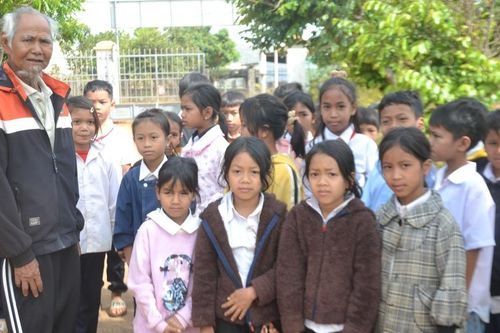 Người 39 năm làm già làng