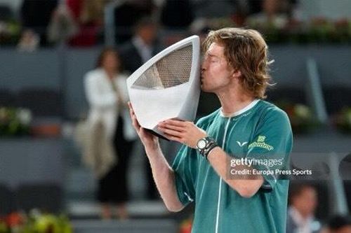 Chung kết Madrid Open: Bản lĩnh của tay vợt người Nga Rublev