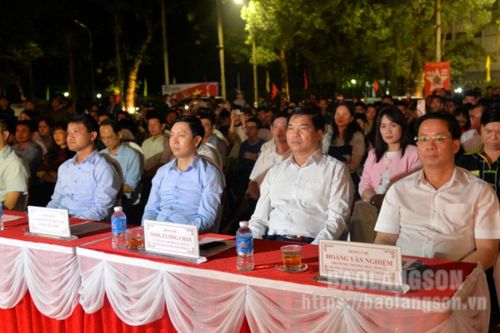 Đặc sắc chương trình nghệ thuật 'Điện Biên Phủ - vang mãi bản hùng ca'