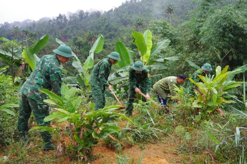 Cầu nối gắn tình quân dân nơi biên giới
