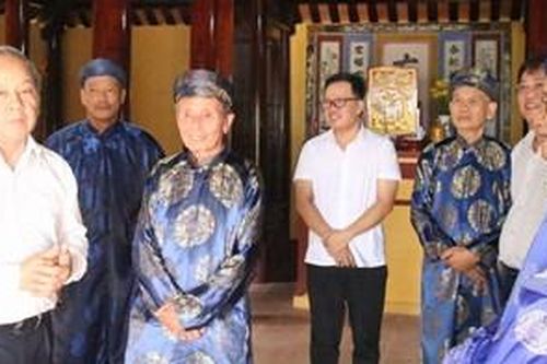 Trùng tu, tôn tạo các đình làng, điểm di tích lịch sử, thực hiện thắng lợi Nghị quyết 54 của Bộ Chính trị