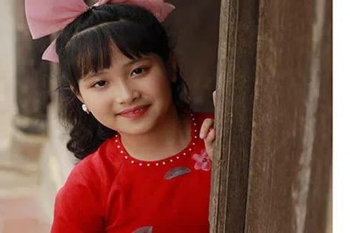 Phú Thọ: Em Lê Khánh Chi đoạt Thủ khoa toàn quốc thi IOE tiếng Anh cấp tiểu học