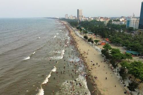 Du lịch Cửa Lò 'thắng lớn' 5 ngày nghỉ lễ, doanh thu đạt 600 tỷ đồng