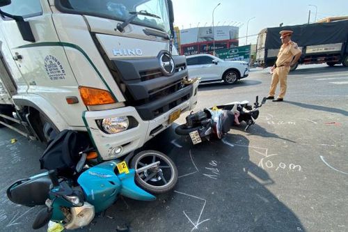 Tìm người điều khiển phương tiện liên quan đến 2 vụ va chạm giao thông tại TP Hồ Chí Minh