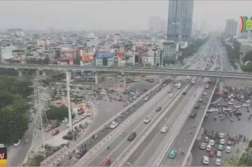 Thông xe hai cầu vượt thép nút Mai Dịch