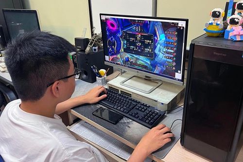 Tôi là đứa trẻ bóng đêm?