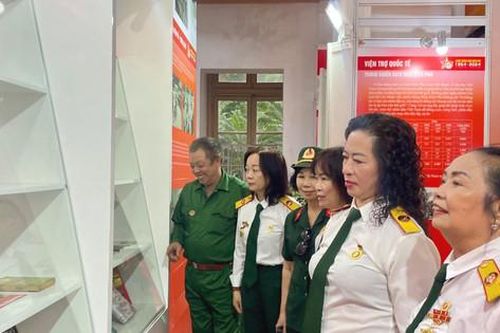 Triển lãm tư liệu 'Chiến thắng Điện Biên Phủ - Sức mạnh Việt Nam và tầm vóc thời đại'