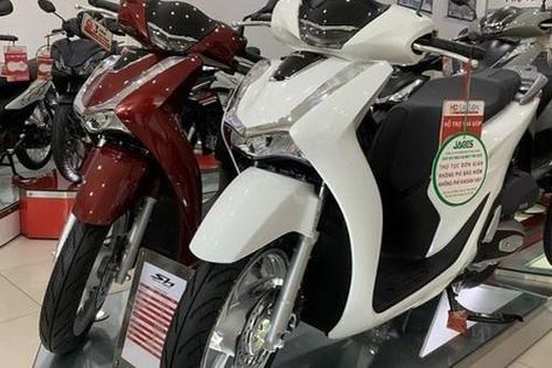 Giá xe SH mới nhất tại đại lý đang rẻ chưa từng có, thậm chí có loại còn thấp hơn cả đề xuất khiến mạng xã hội xôn xao
