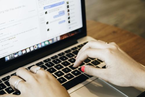 Chiêu lừa qua Facebook ở TP.HCM khiến người cẩn thận nhất cũng sập bẫy