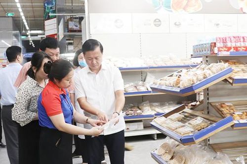 Hoàng Mai xử phạt 26 cơ sở vi phạm an toàn thực phẩm